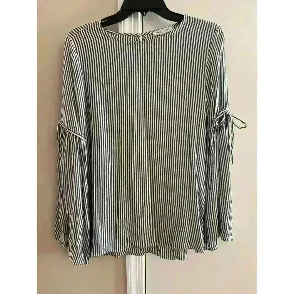 BEACHLUNCHLOUNGE Navy White Striped Bell Sleeve Blouse Small Medium